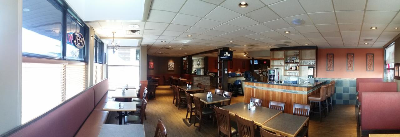 טראס Bear Country Inn מראה חיצוני תמונה